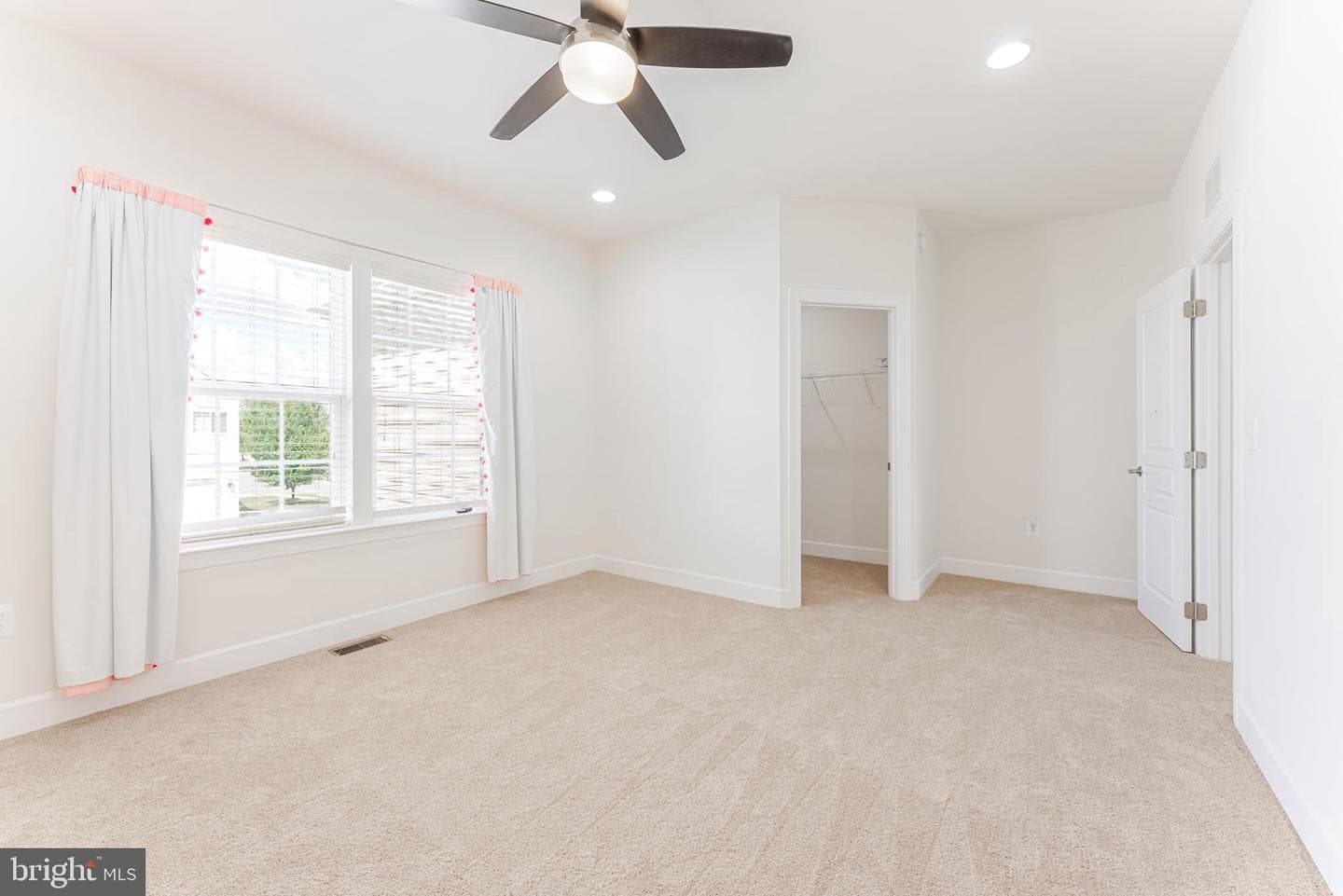 5829 Amanda Rose Lane photo 45