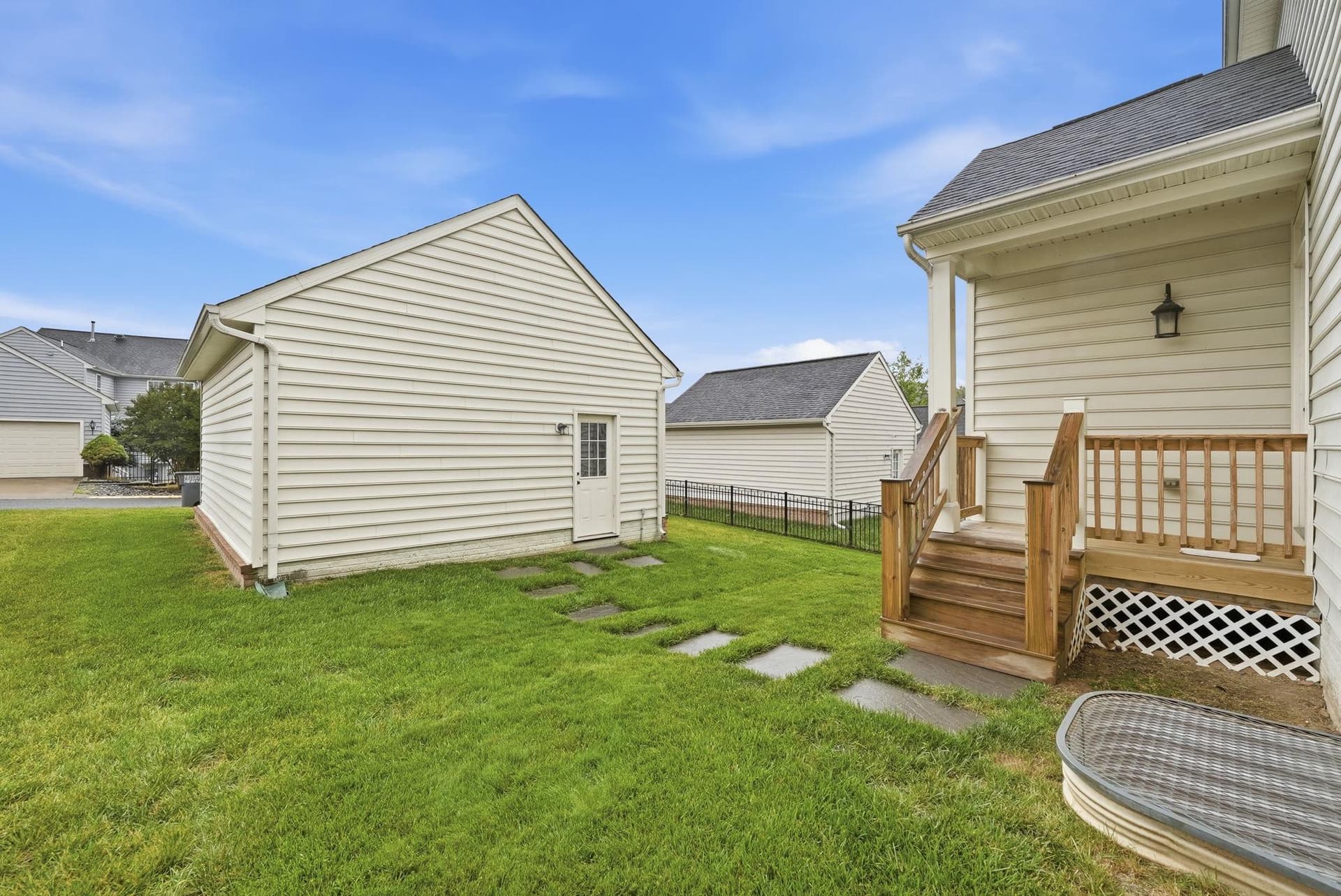 16311 Catenary Drive photo 35