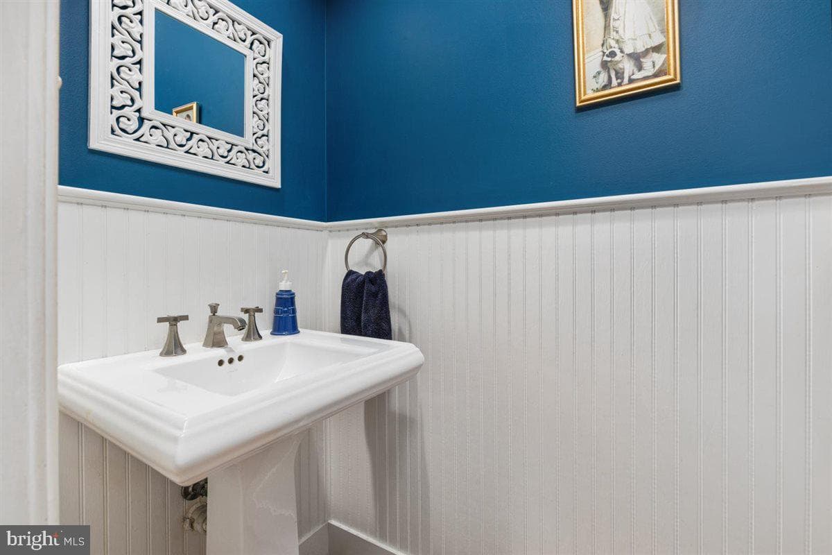12848 Mill House Court photo 9