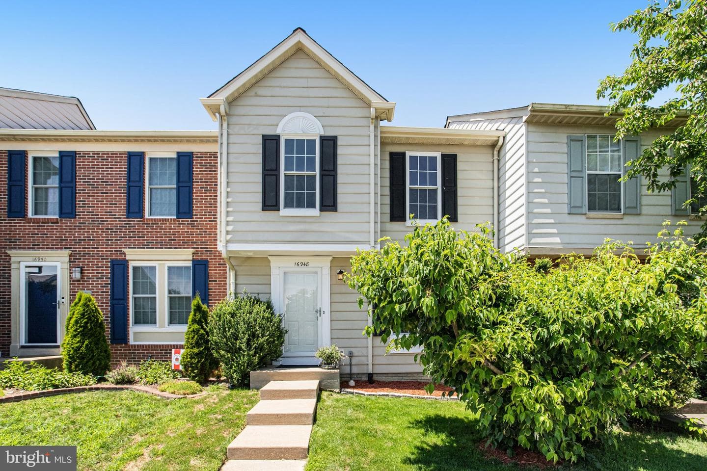 16948 Point Pleasant Lane photo 2