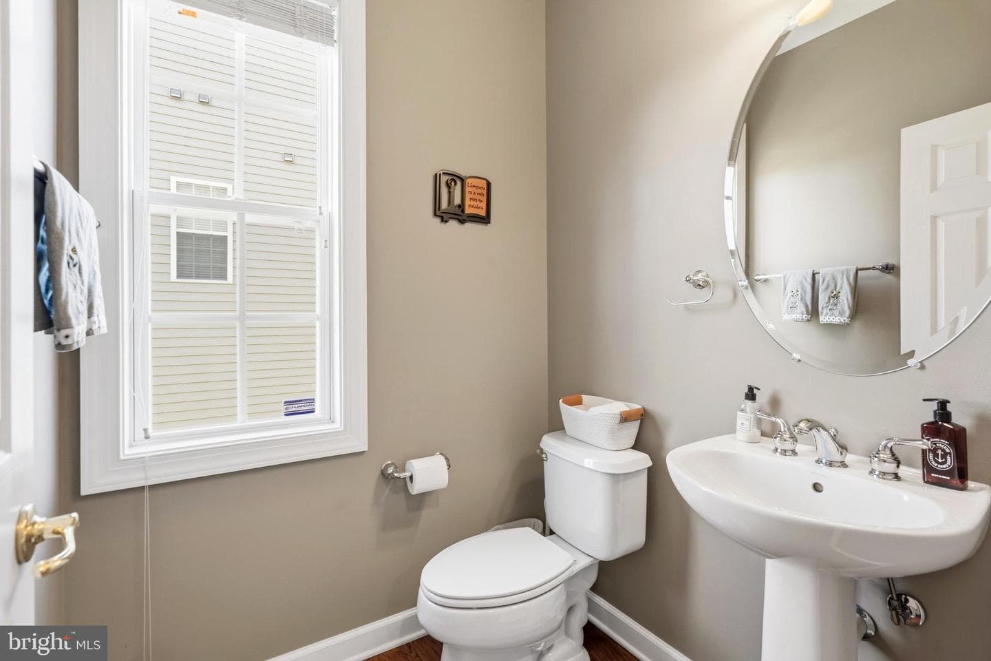 2450 Transom Place photo 24