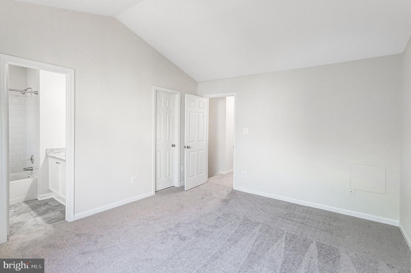 10504 Montrose Way photo 26
