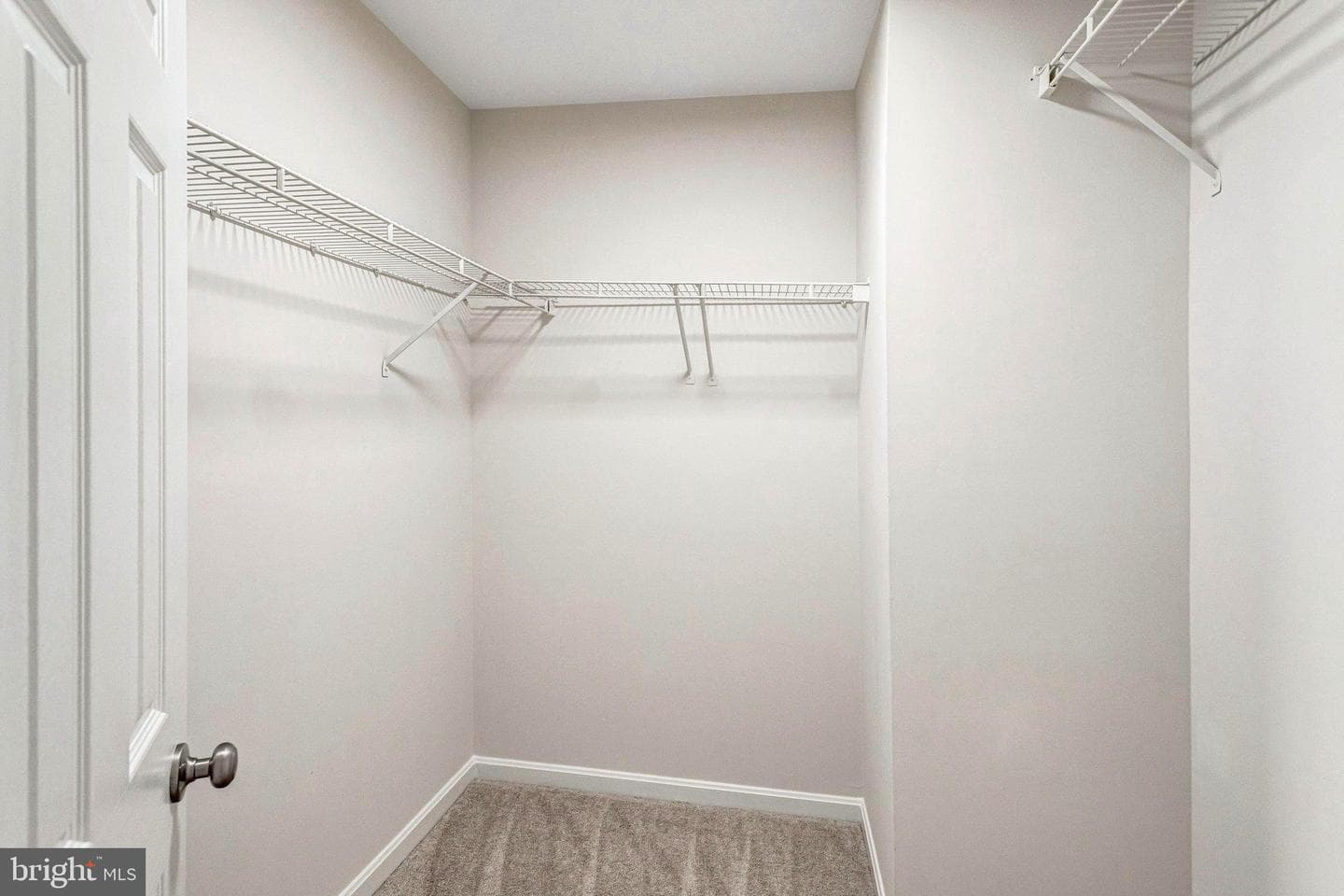 10504 Montrose Way photo 27
