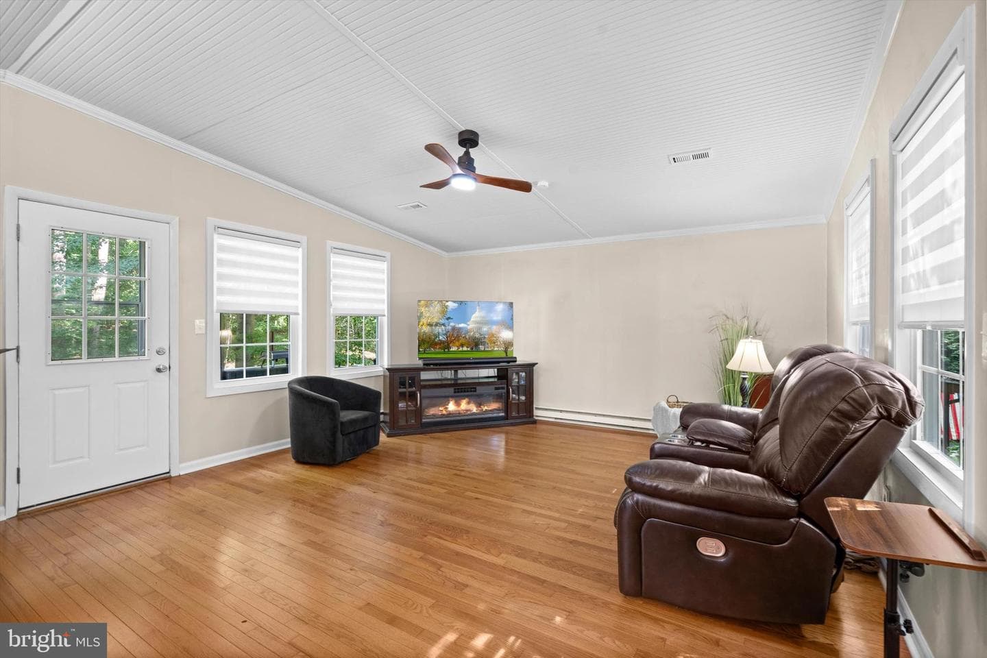 10829 Moore Drive photo 11