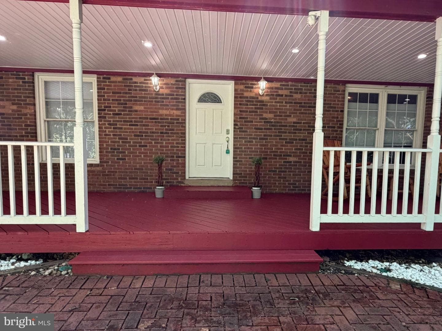 10829 Moore Drive photo 3