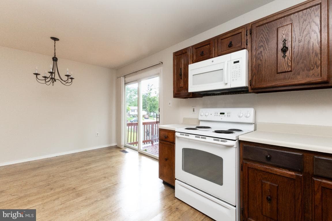 5308 Macwood Drive photo 9