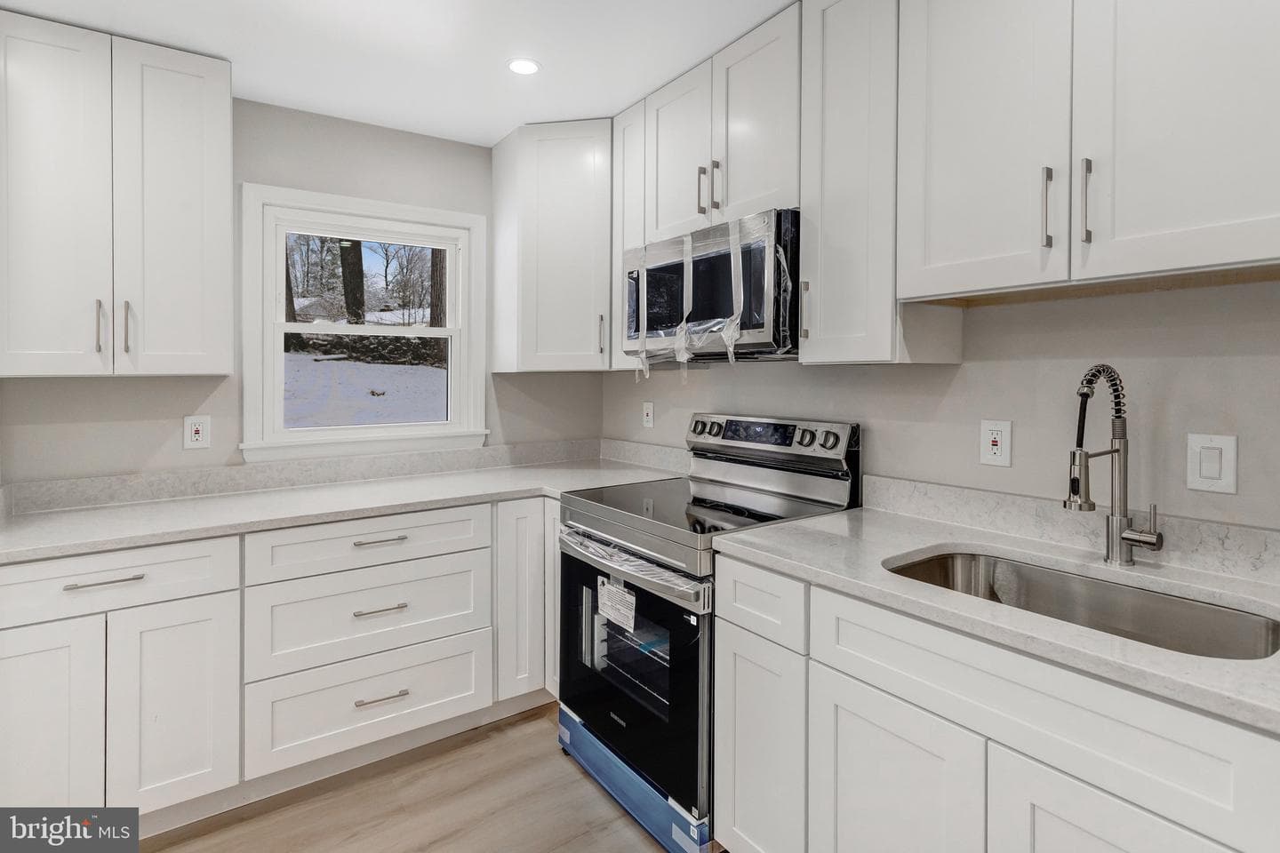 4802 Korvett Drive photo 9