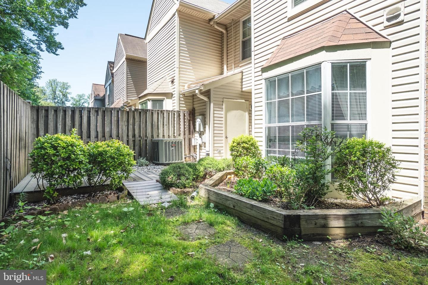 4865 Saltwater Drive photo 5