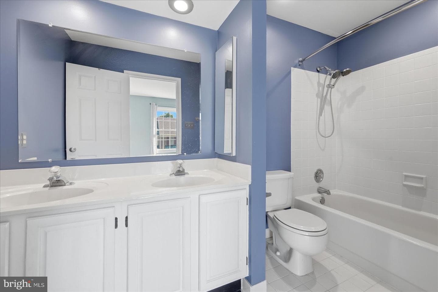 7888 Blue Gray Cir photo 10