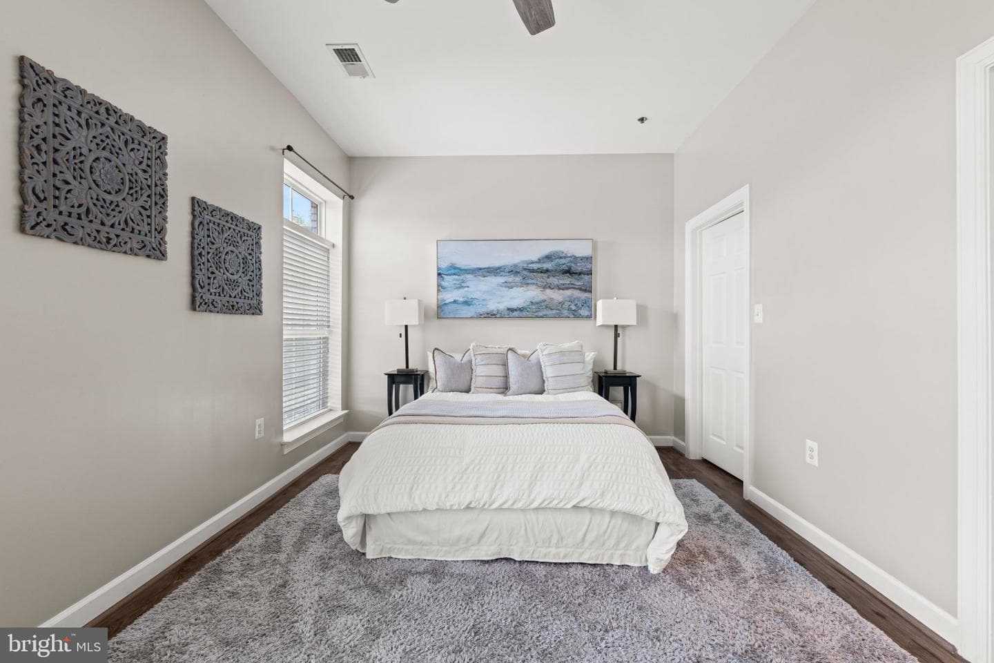 810 Belmont Bay Drive #201 photo 23