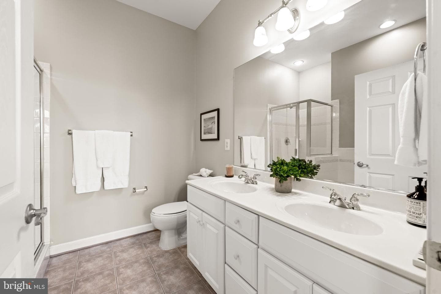 810 Belmont Bay Drive #201 photo 24