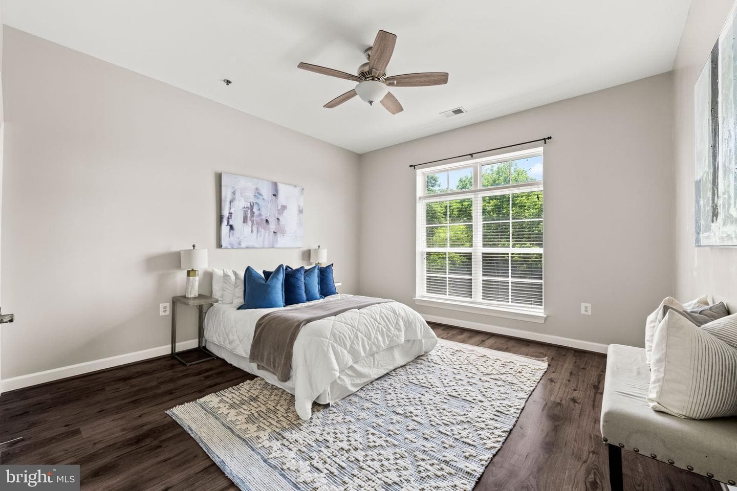 810 Belmont Bay Drive #201 photo 27