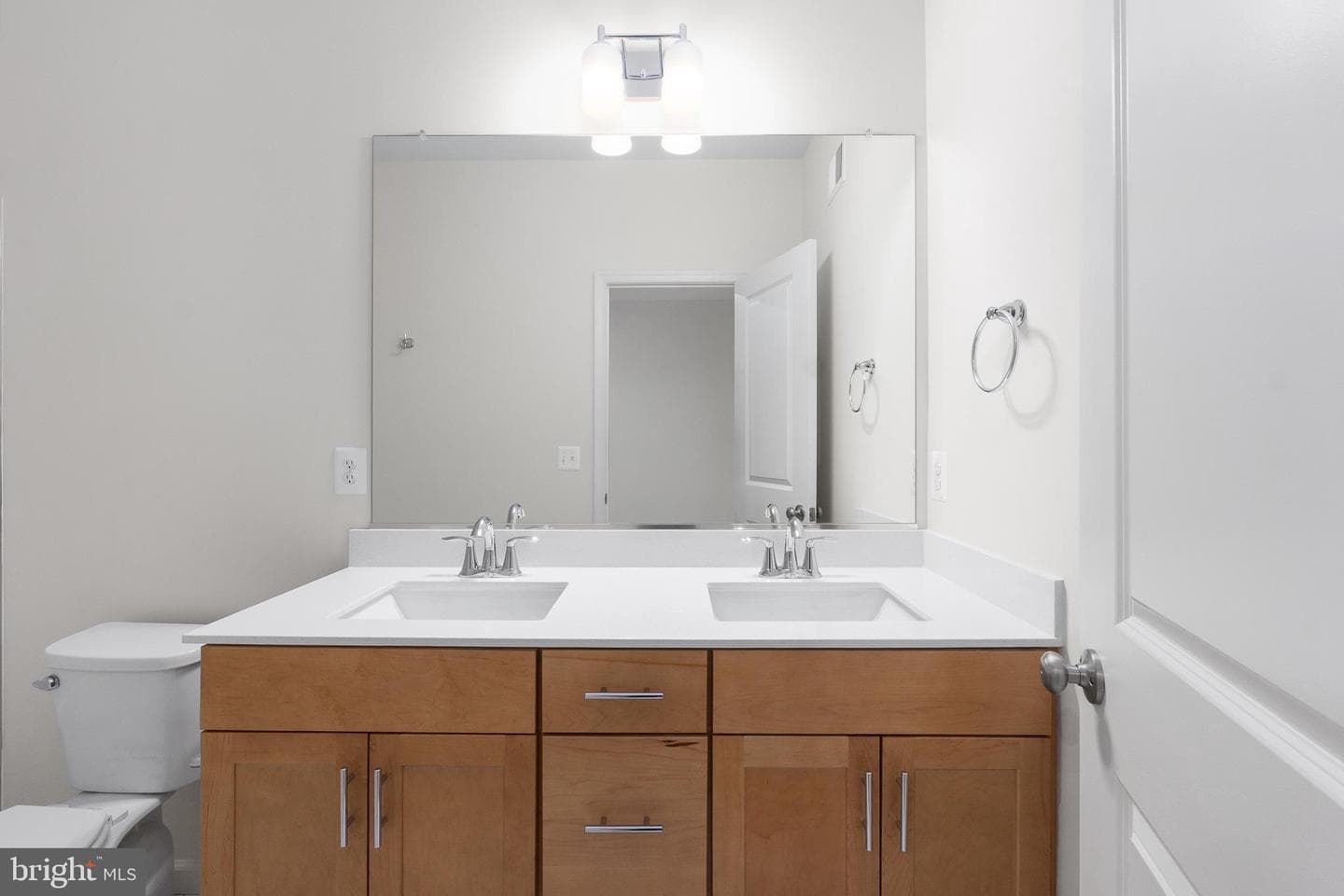 2542 Neabsco Common Place photo 22