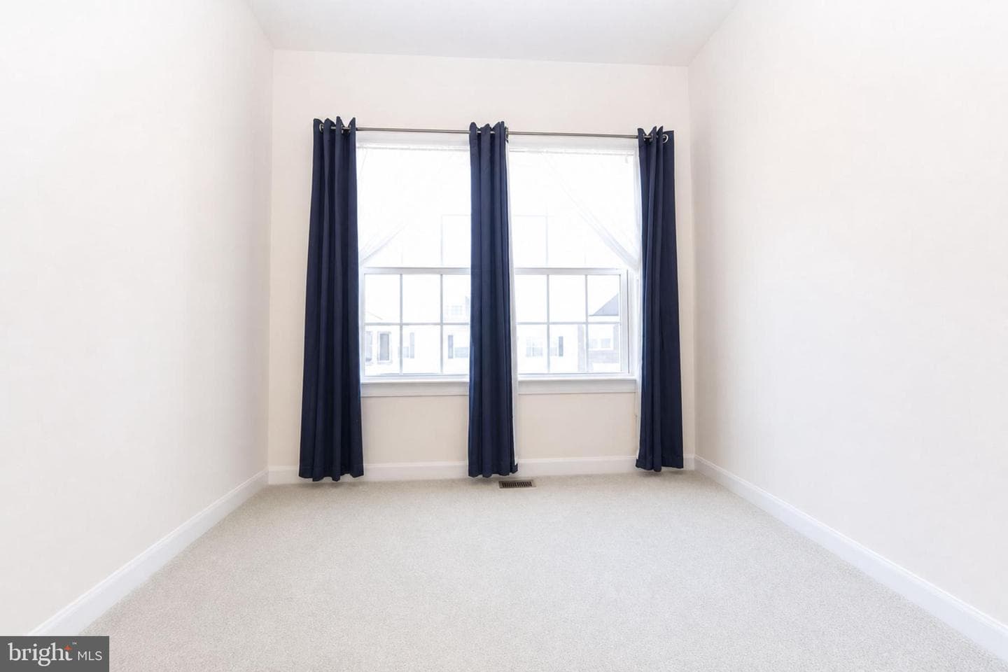15290 Westham Court photo 32