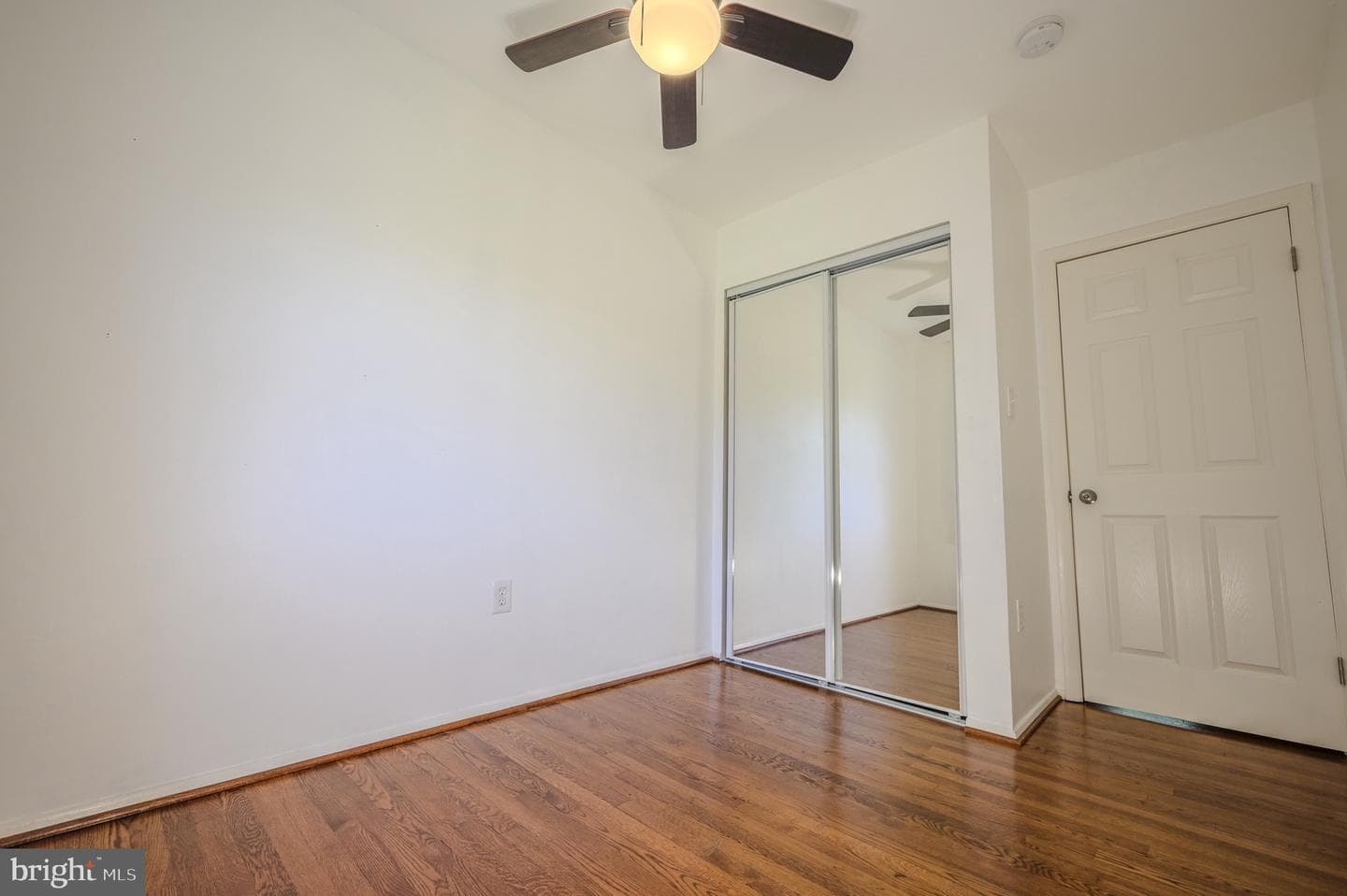 3391 Benbow Court photo 21