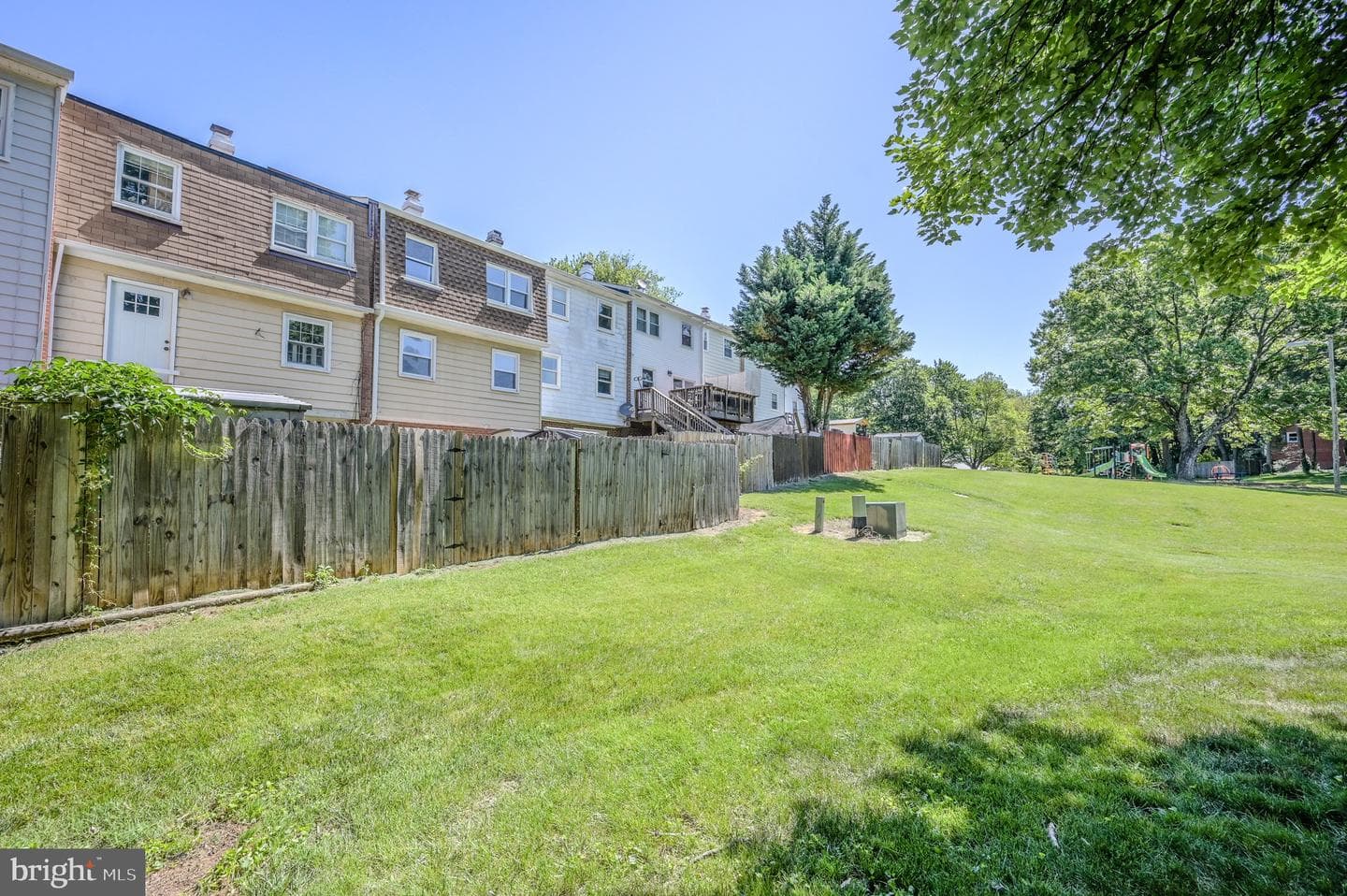 3391 Benbow Court photo 32