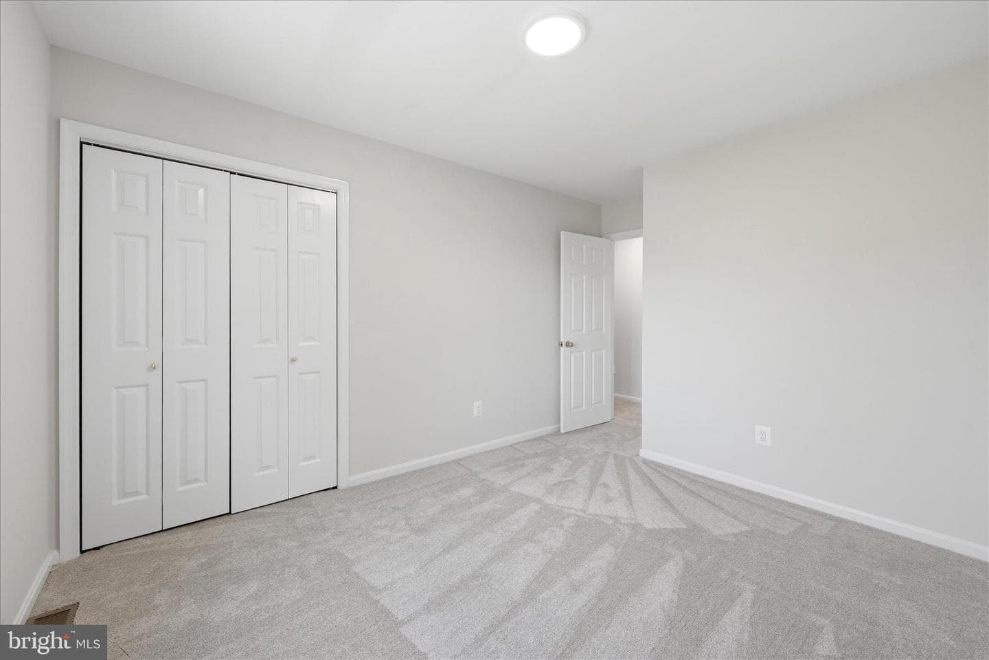 4556 Lawnvale Drive photo 24