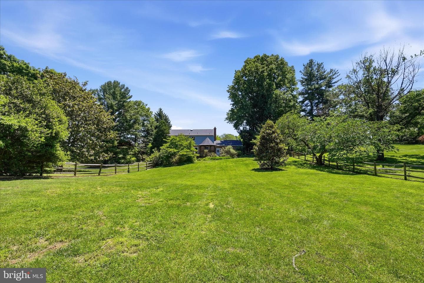 4556 Lawnvale Drive photo 36