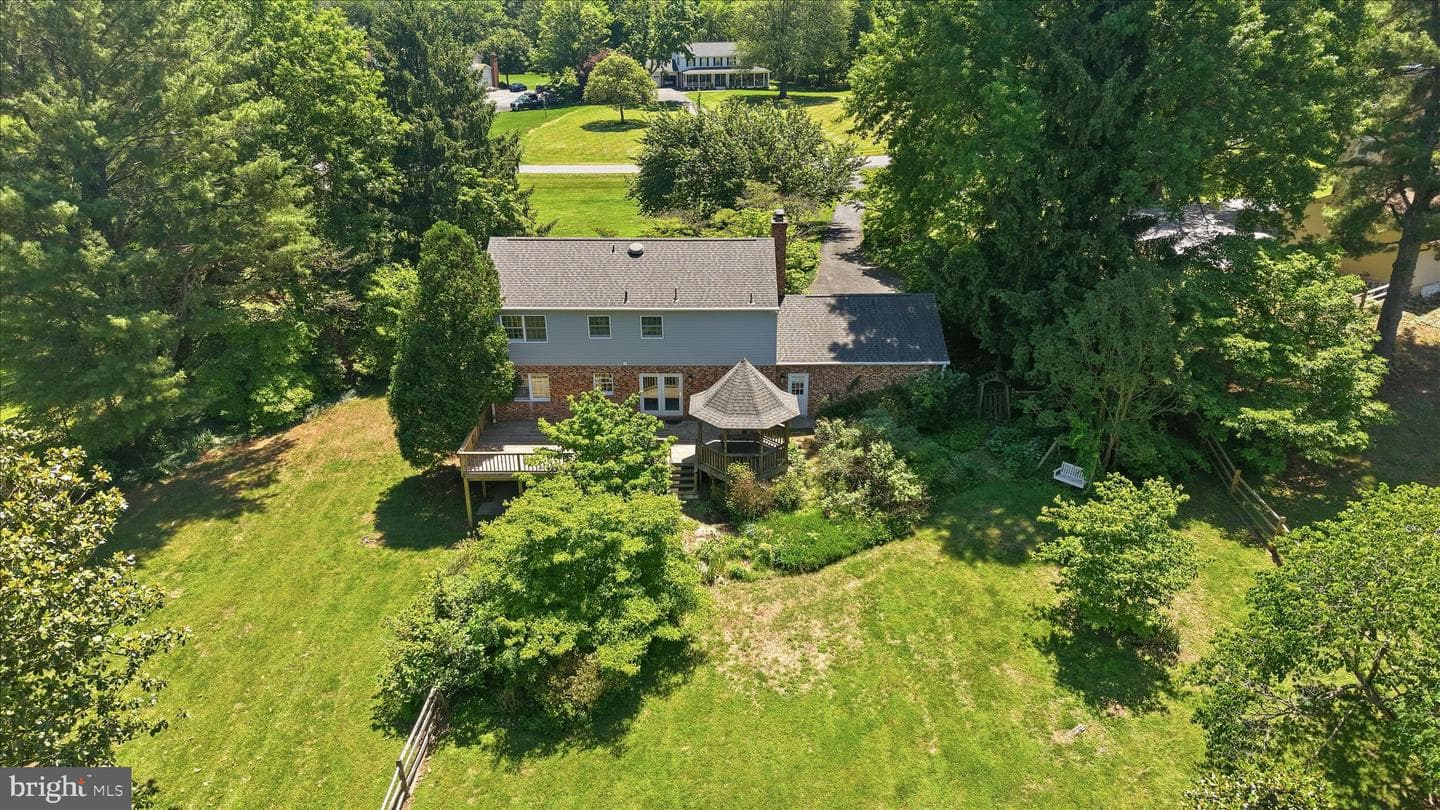 4556 Lawnvale Drive photo 39