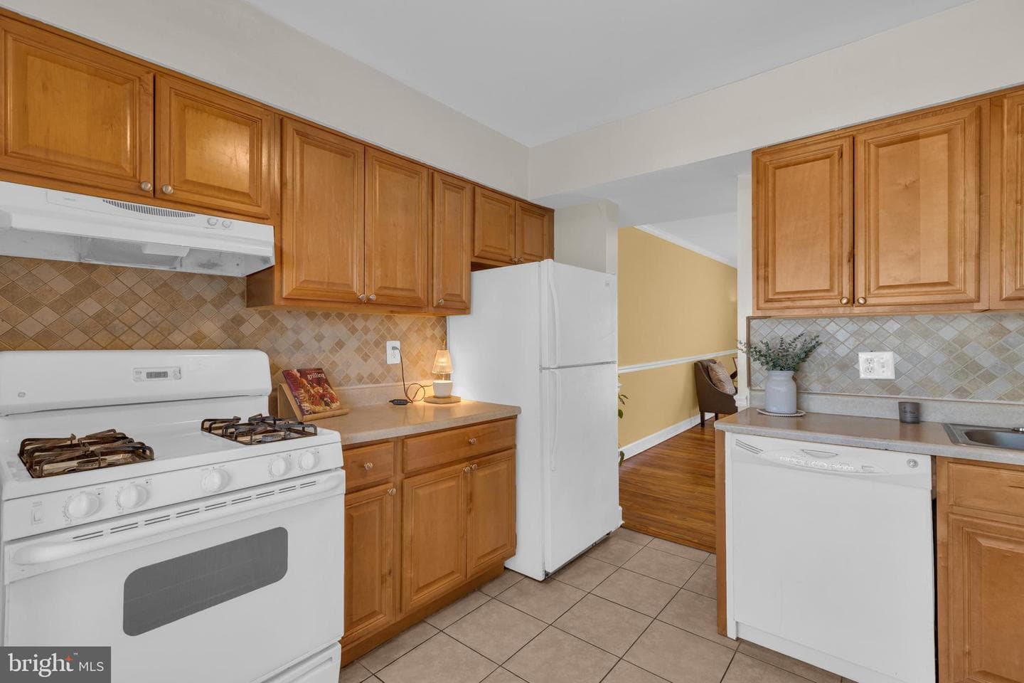 8231 Community Drive photo 3