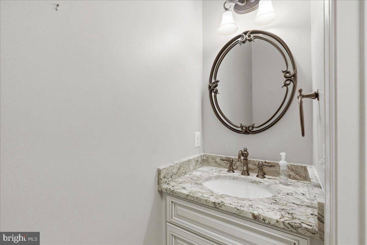 7818 Meadowgate Drive photo 25