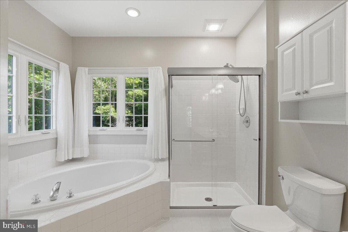 7818 Meadowgate Drive photo 29
