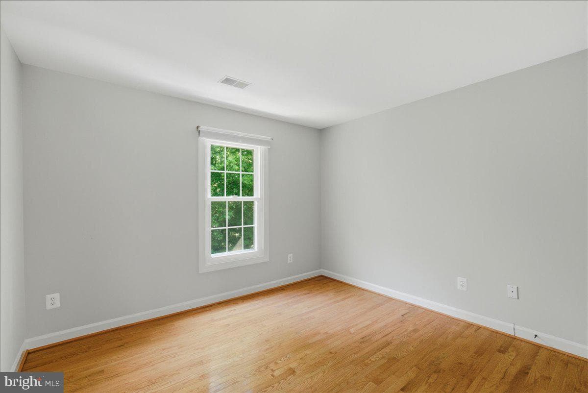 7818 Meadowgate Drive photo 33