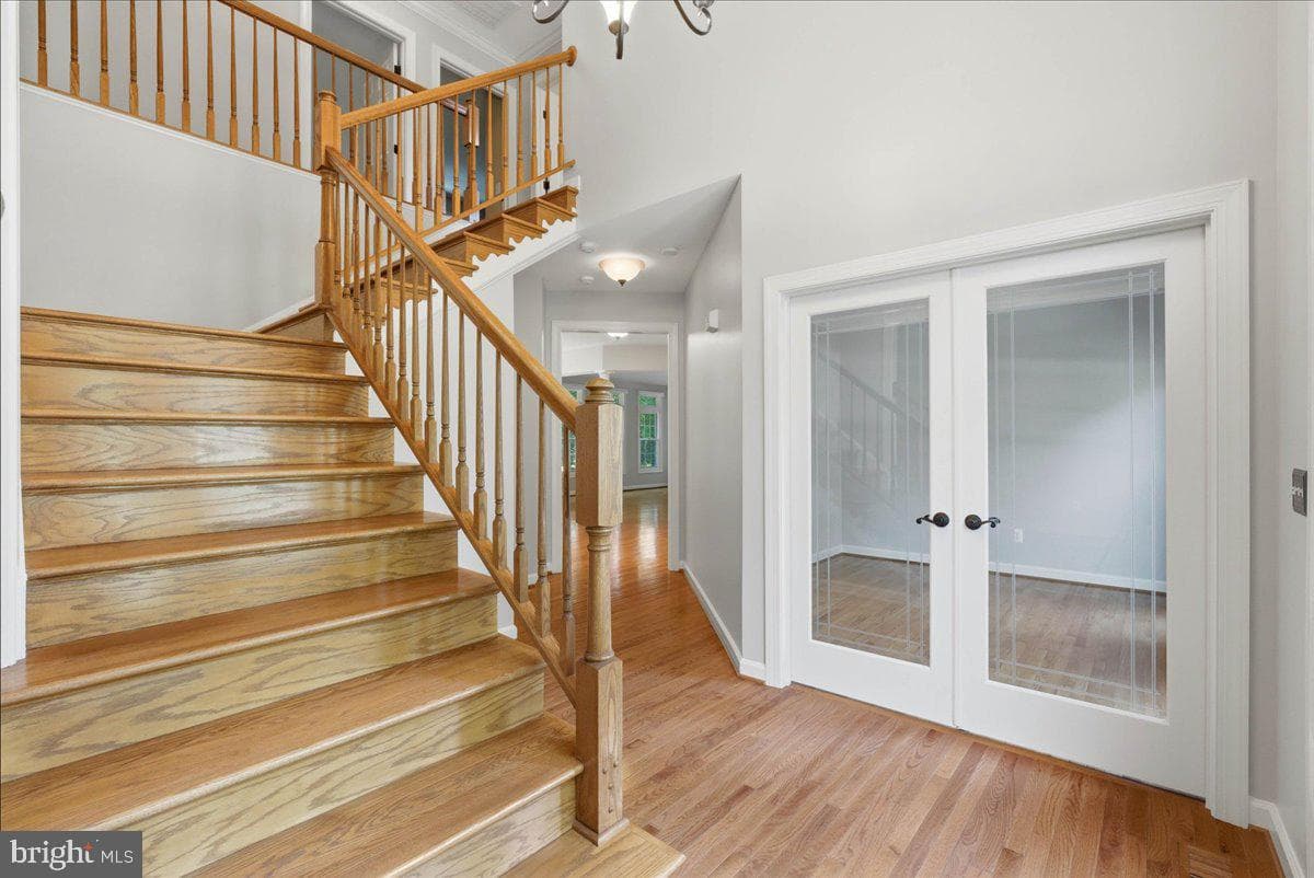 7818 Meadowgate Drive photo 4