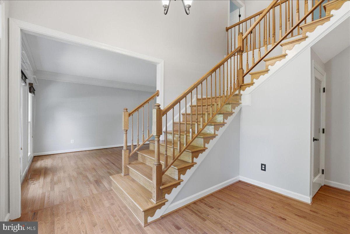 7818 Meadowgate Drive photo 5