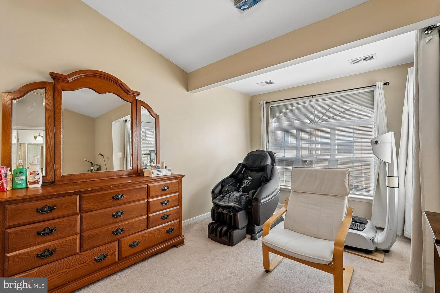 6725 Emmanuel Court photo 32