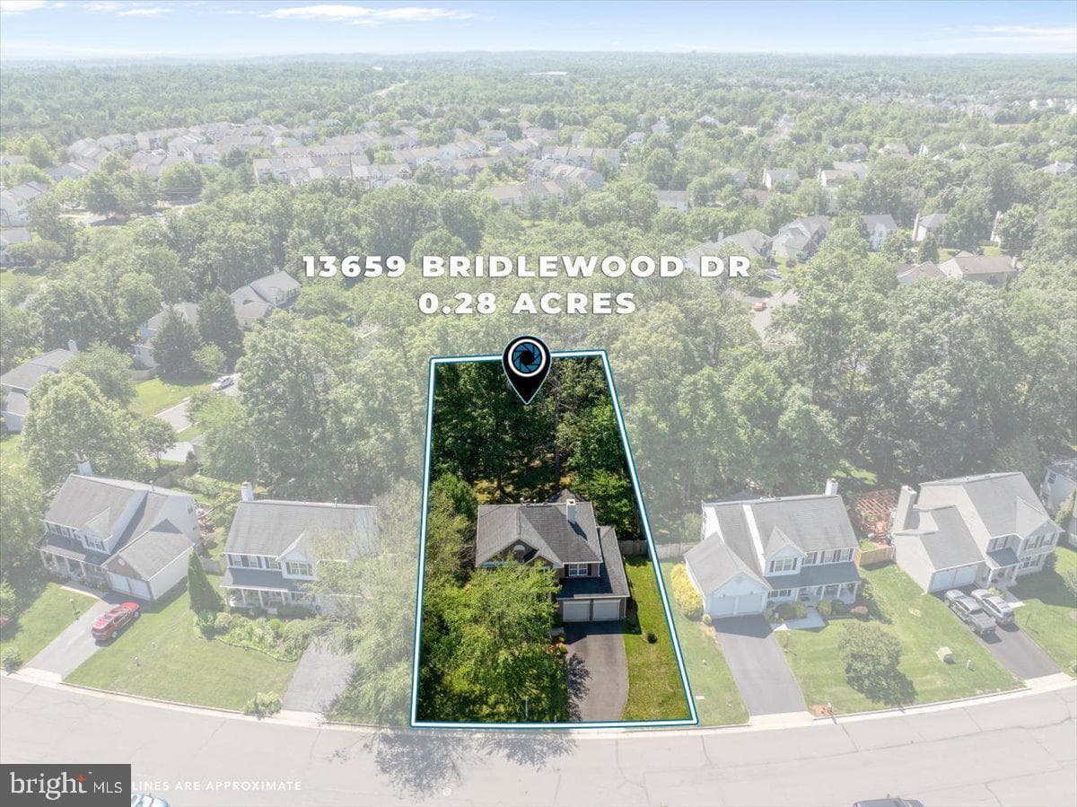 13659 Bridlewood Drive photo 4