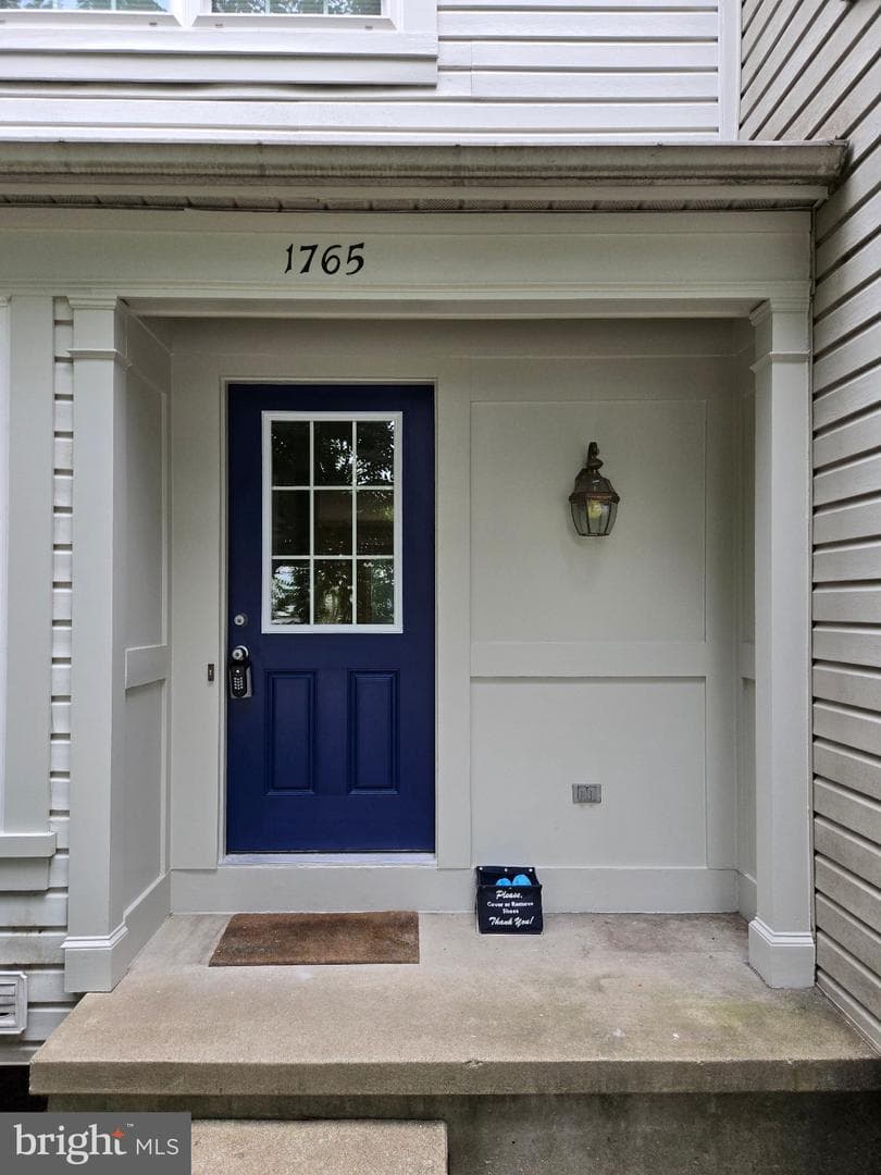1765 Rochelle Court, Woodbridge