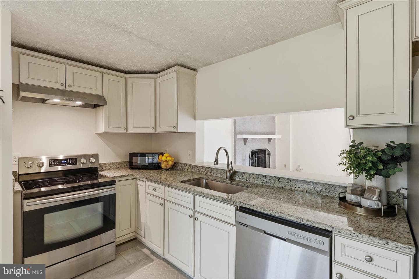 3601 Woodhaven Court photo 7