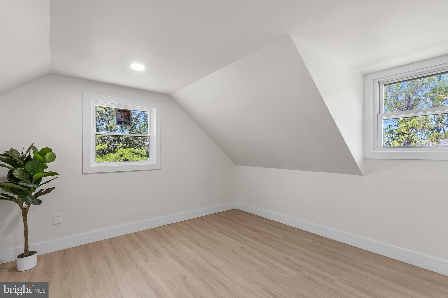 1304 Cobb Court photo 9