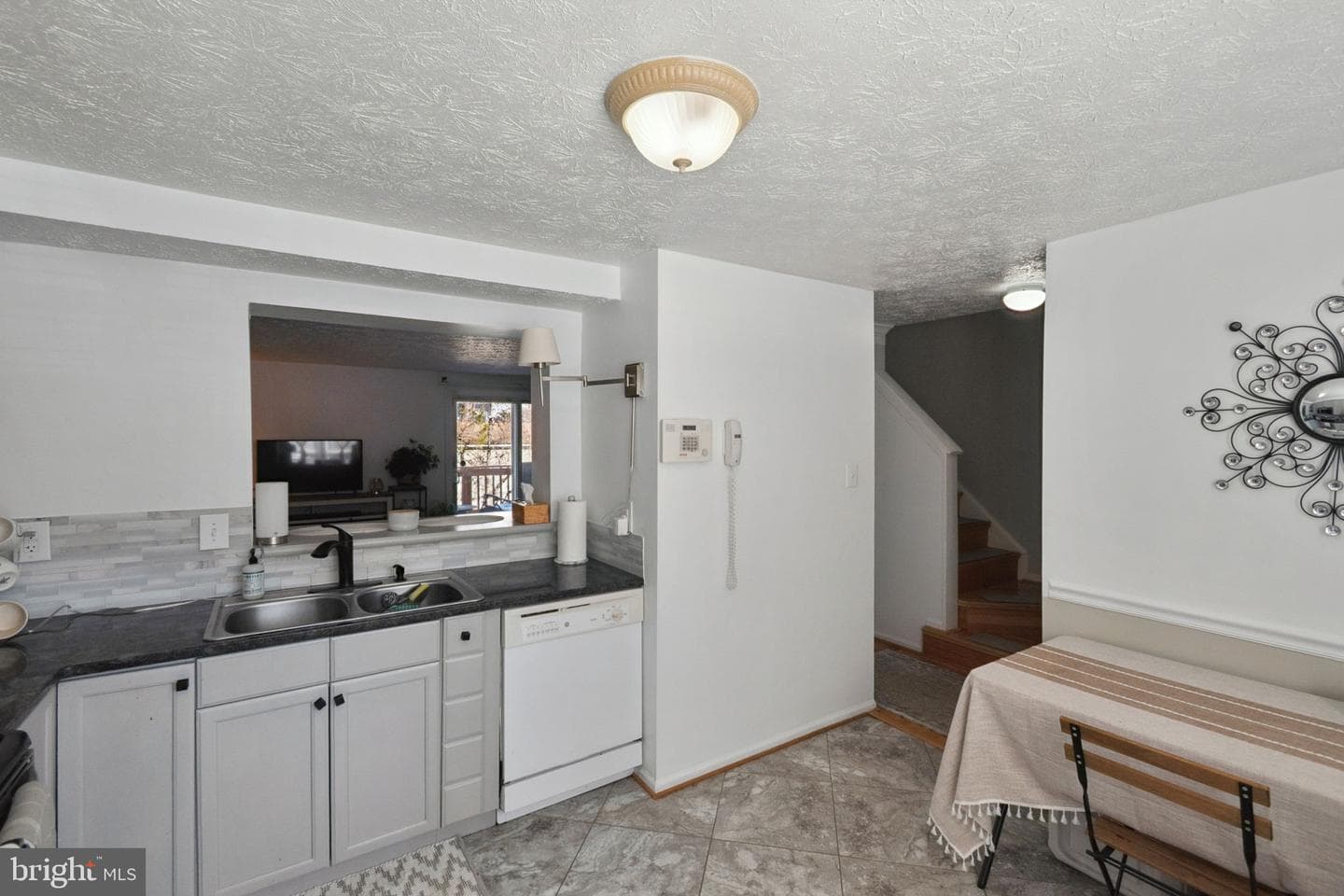15057 Mill Spring Dr photo 4