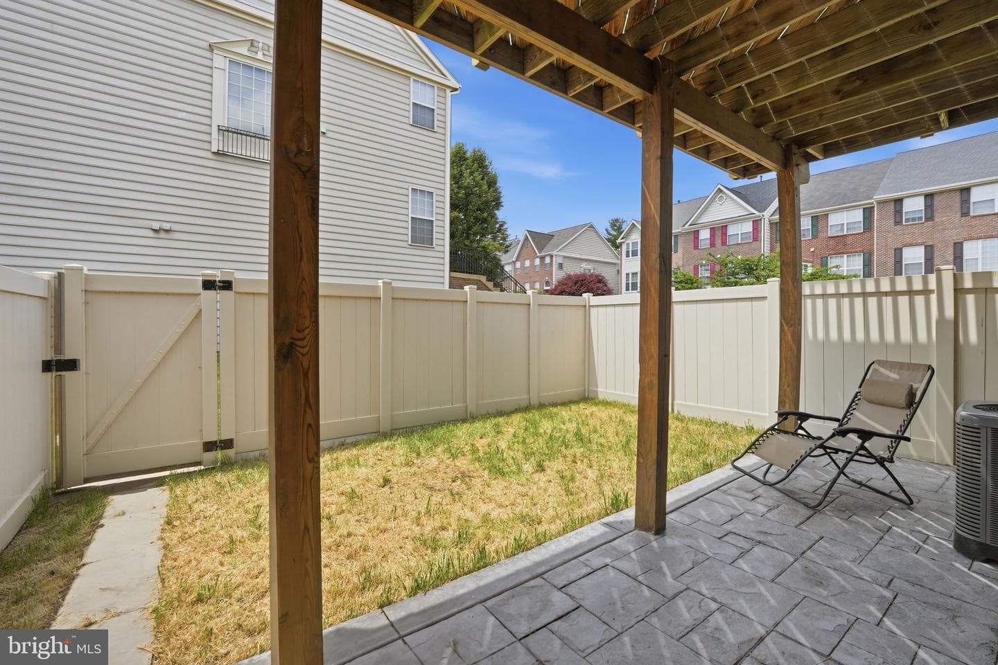 913 Freshes Lane photo 41