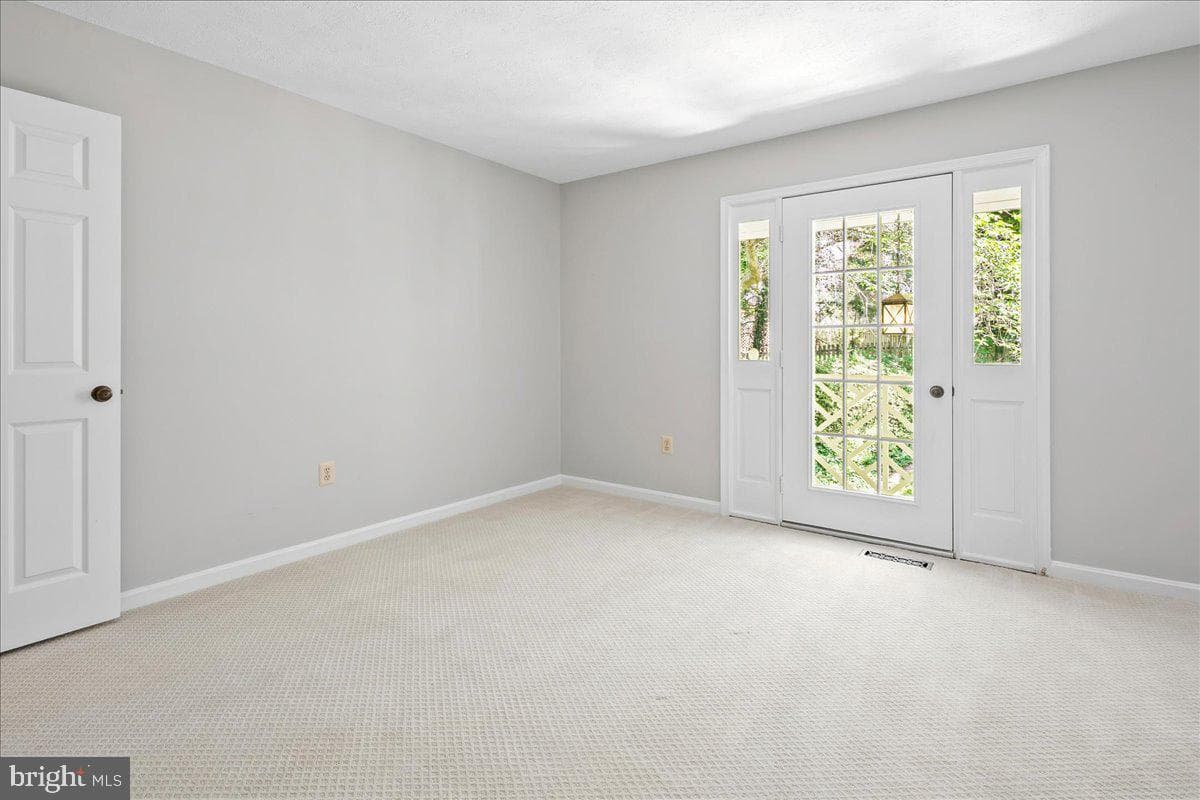 12478 Cavalier Drive photo 27