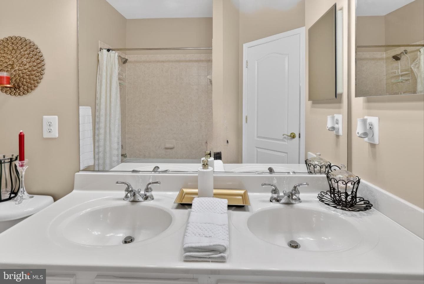 14910 Southern Crossing Street photo 41