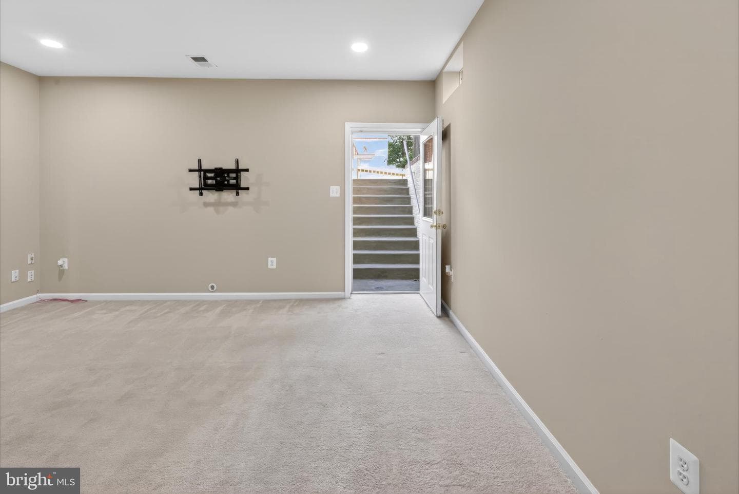 14910 Southern Crossing Street photo 51