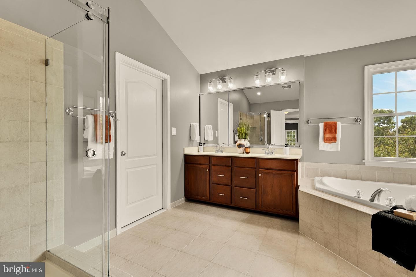 15177 Golf View Drive photo 48