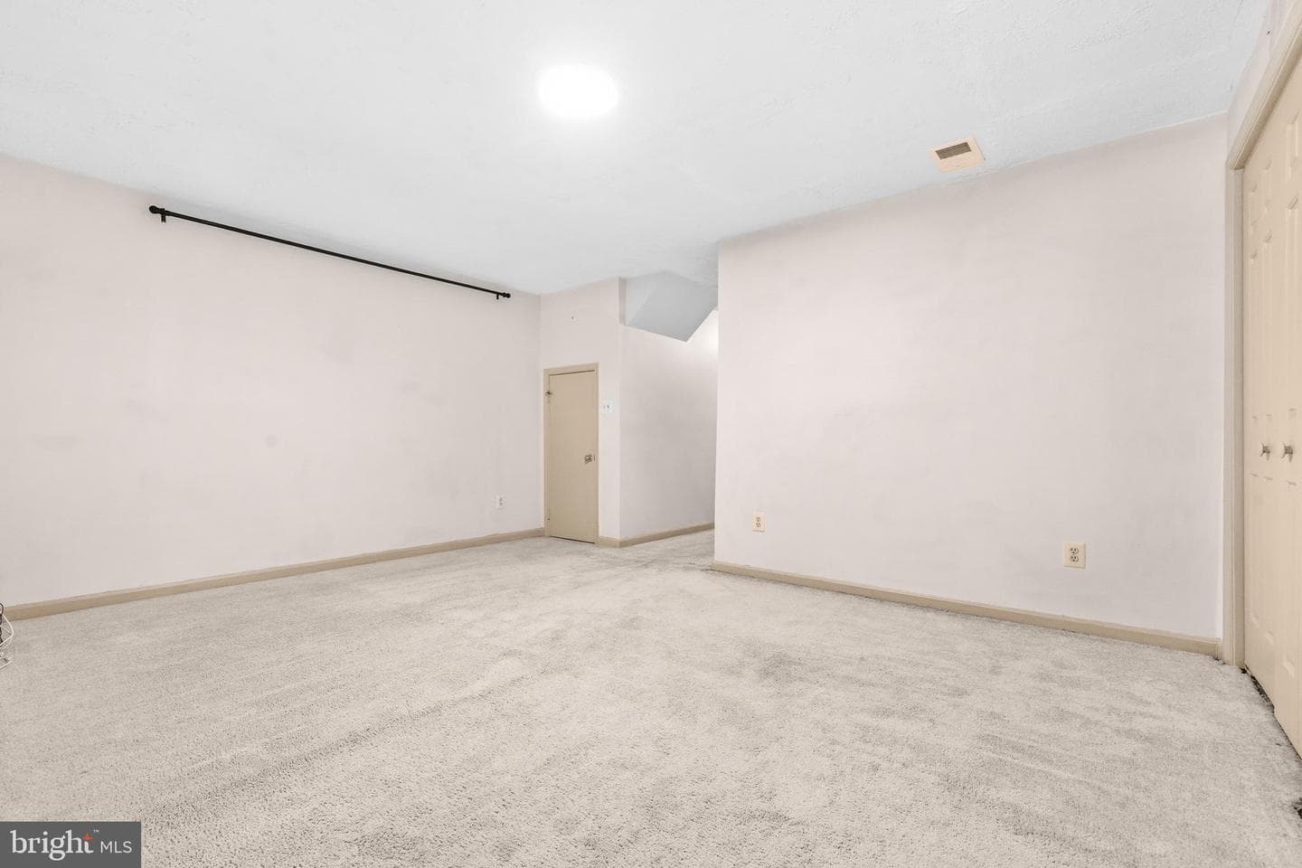 7764 Black Horse Ct photo 33