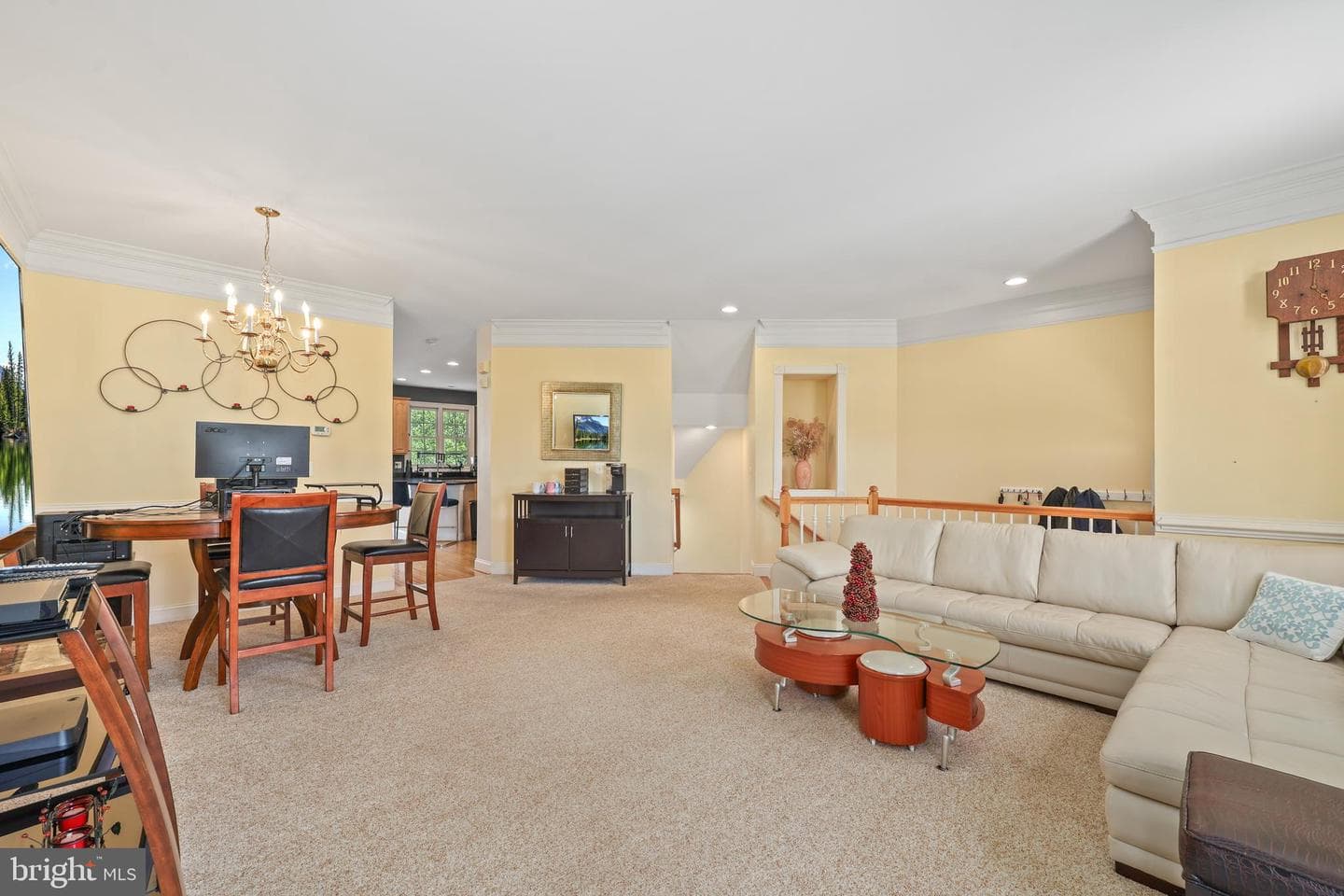 6806 Witton Circle photo 5