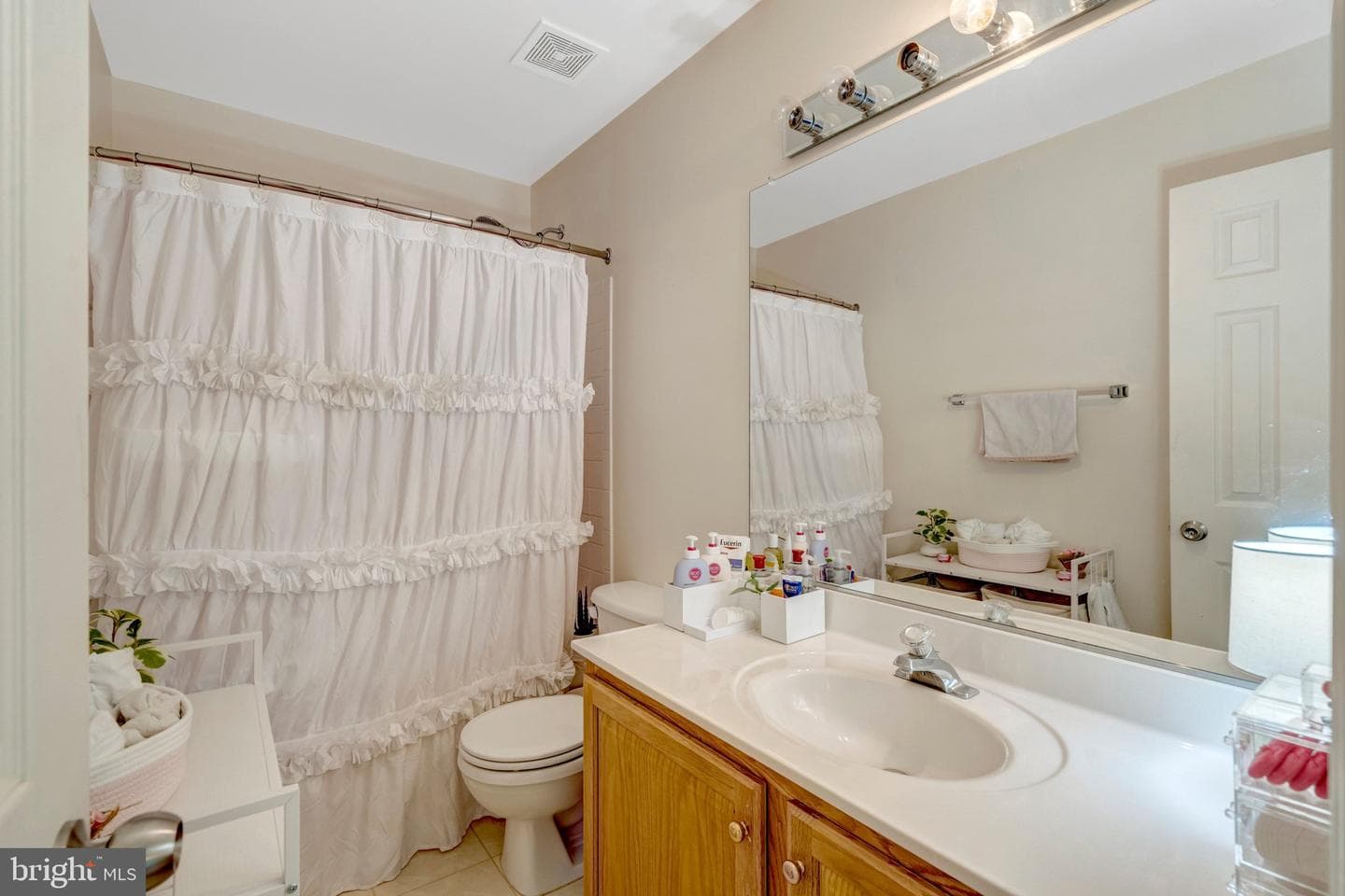 13521 Wansteadt Place photo 17