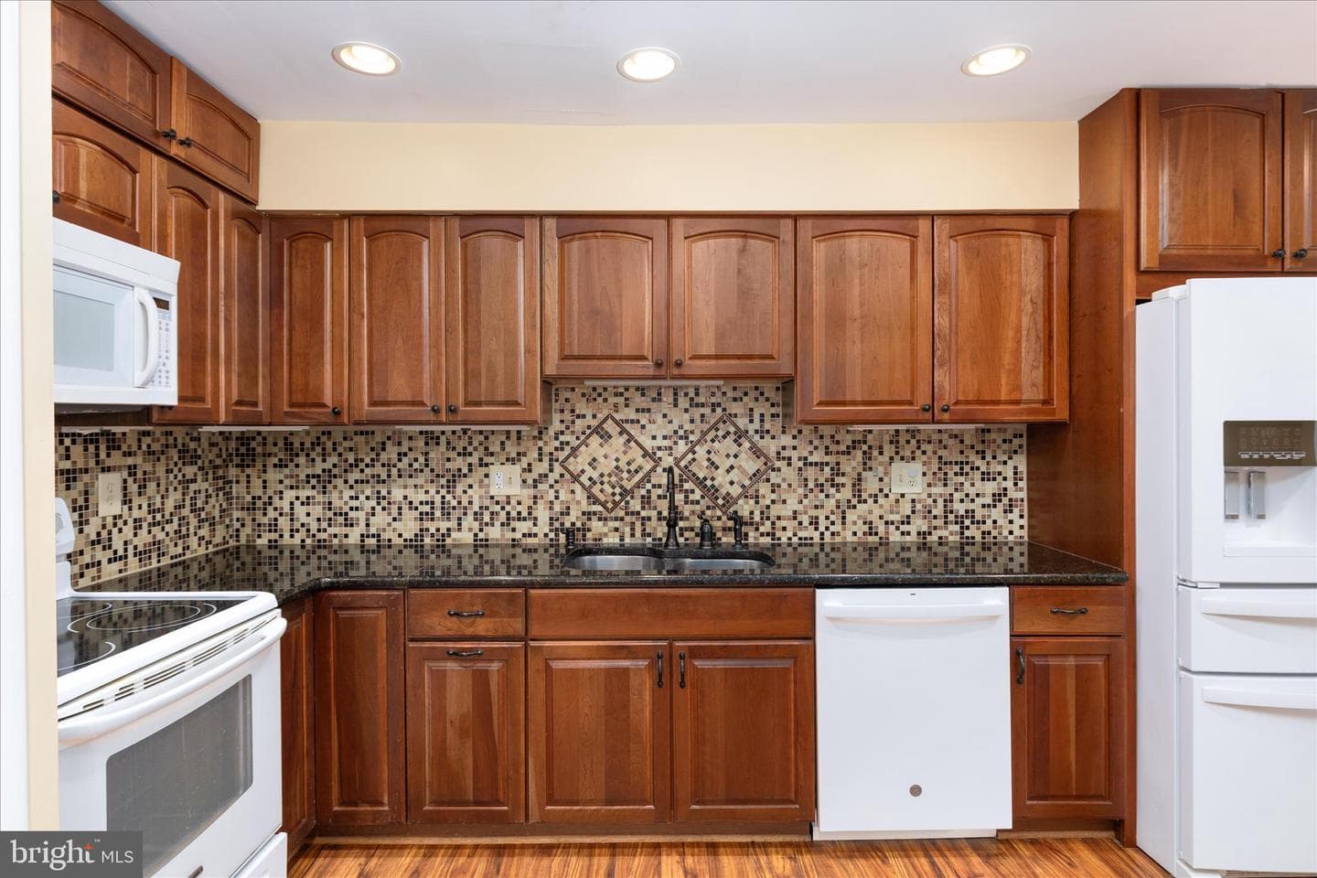5702 Sailstone Lane photo 9