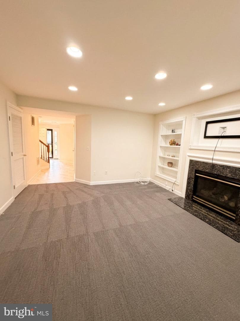 8050 Montour Heights Drive photo 16