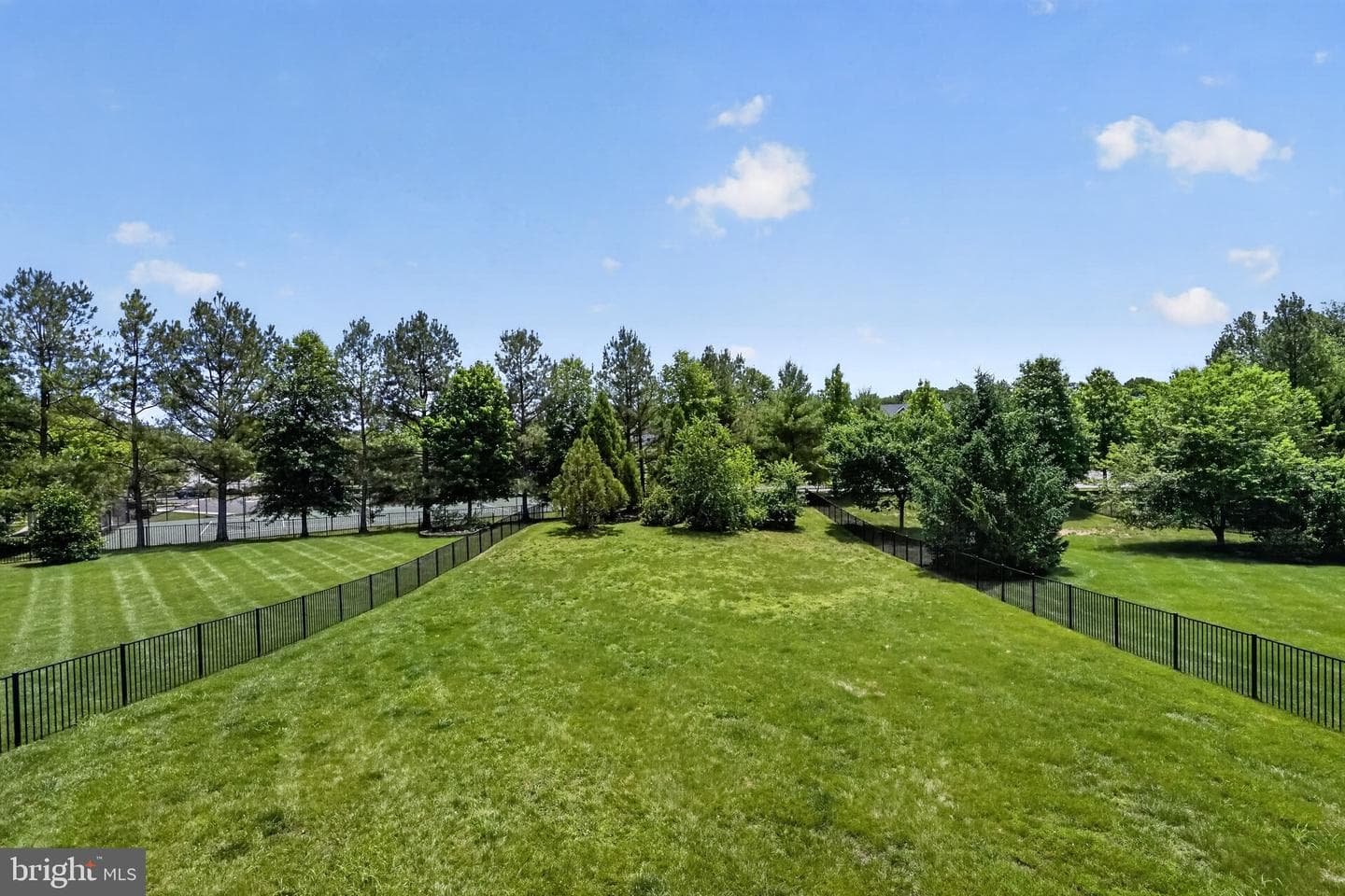 6657 Oakton Avenue photo 5