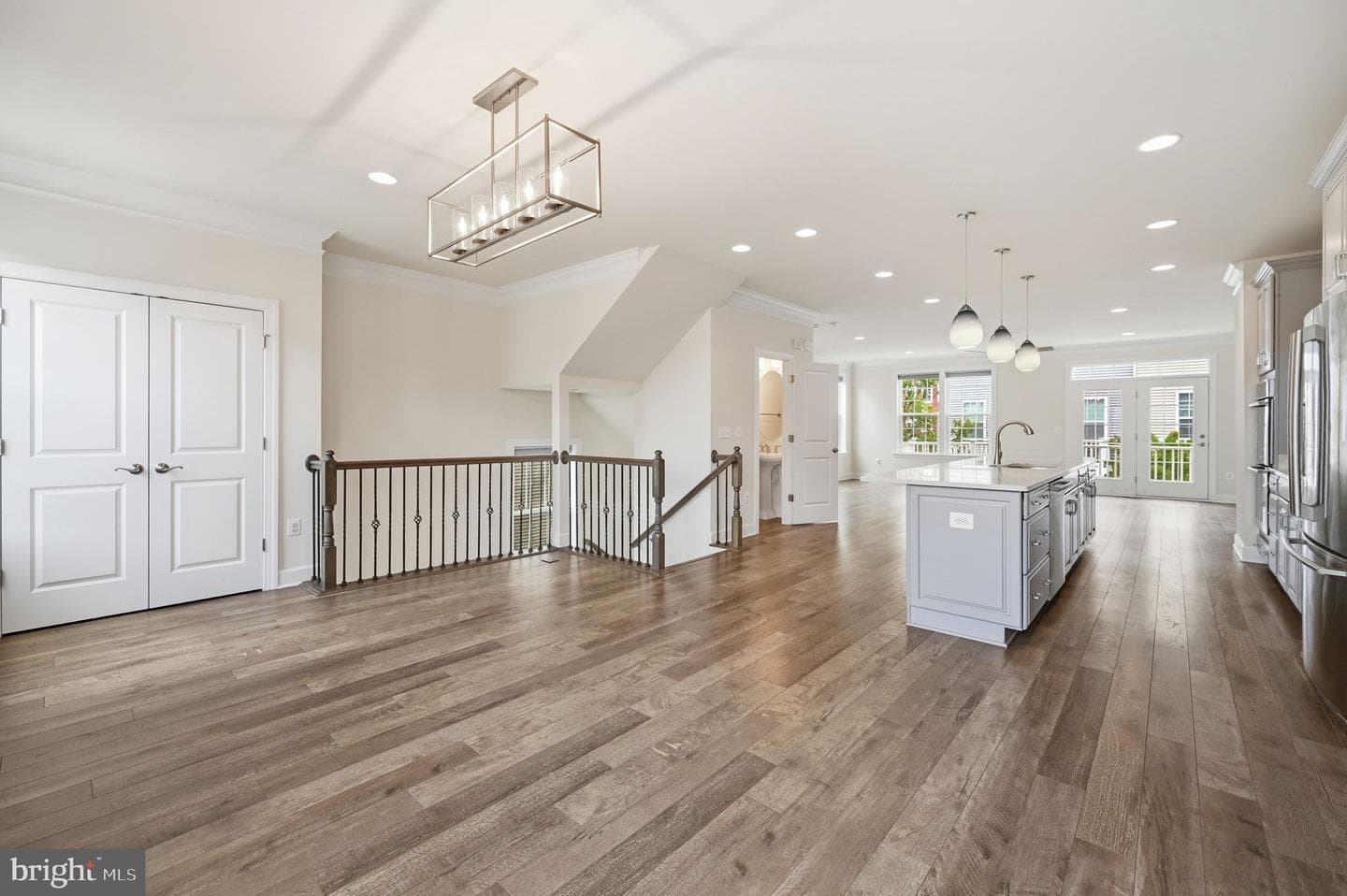8808 Englewood Farms Drive photo 3