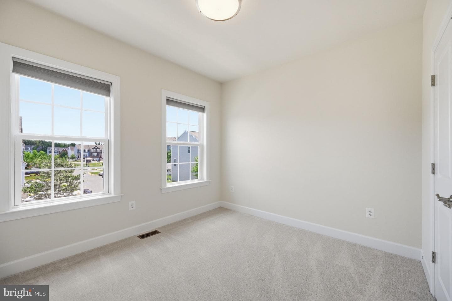 8808 Englewood Farms Drive photo 31