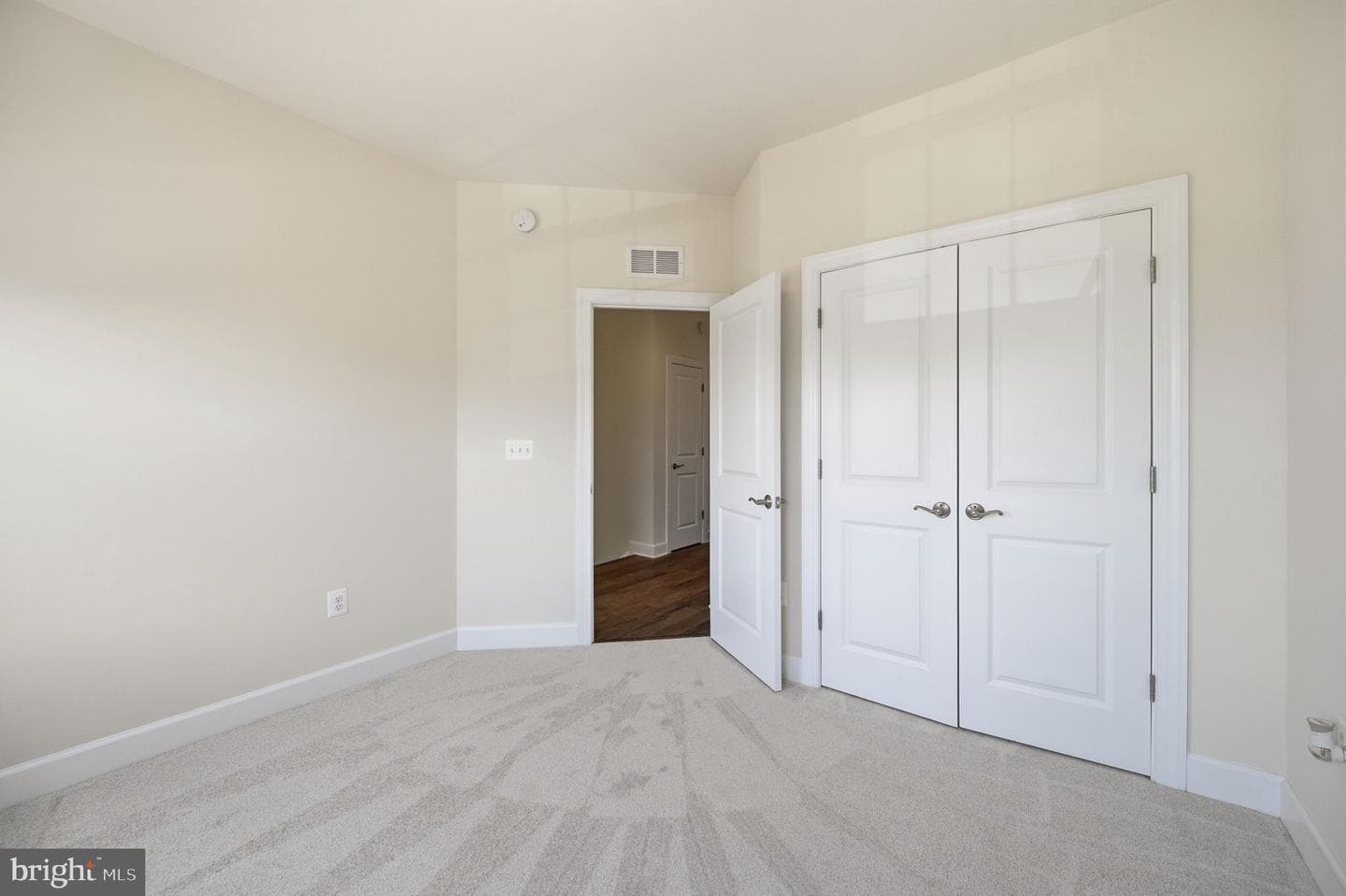 8808 Englewood Farms Drive photo 34