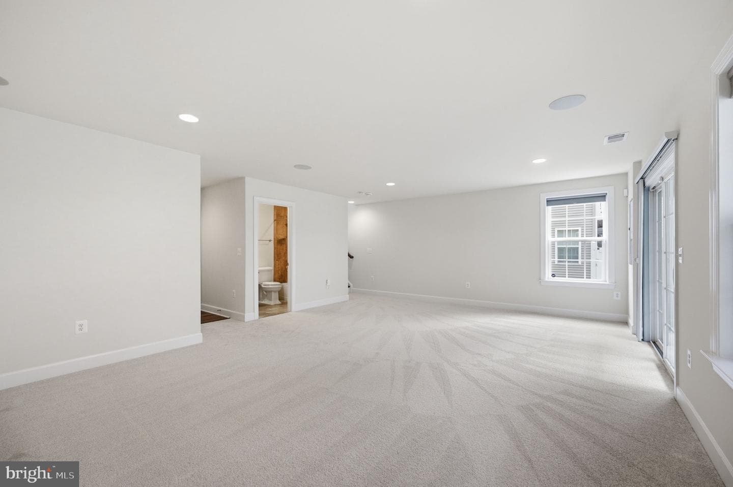 8808 Englewood Farms Drive photo 40
